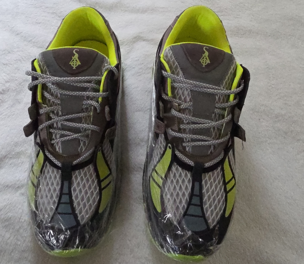 Sia Luxury Gray and Yellow Men's Sneakerswith Glow Technology